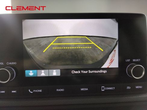 Used 2023 Honda CR-V Sport image 16