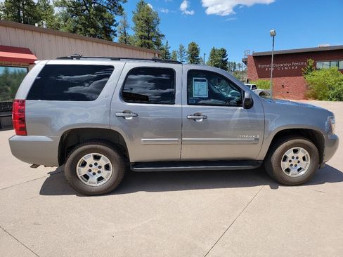 Used 2007 Chevrolet Tahoe LT w/ LT Preferred Equipment Group AWD/4WD image 11