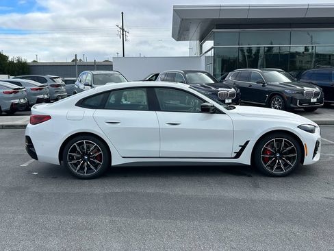 New 2026 BMW 430i w/ M Sport Package RWD image 6