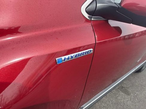 Used 2020 Honda CR-V Touring image 14