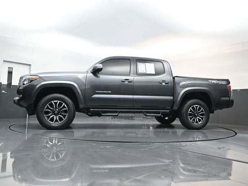 Used 2023 Toyota Tacoma TRD Sport w/ Technology Package AWD/4WD image 21
