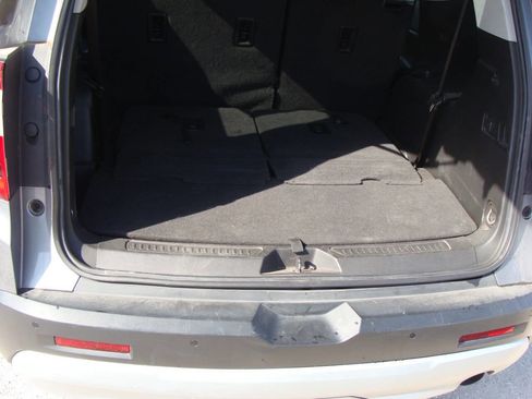 Used 2021 GMC Acadia SLE image 19