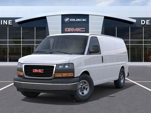 New 2026 GMC Savana 3500 RWD image 6