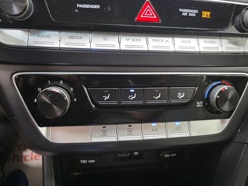 Used 2019 Hyundai Sonata SE FWD image 18