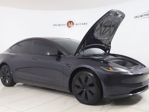 Used 2025 Tesla Model 3 Long Range image 25