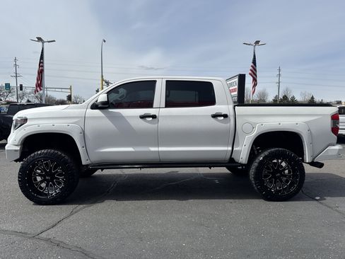 Used 2020 Toyota Tundra SR5 w/ TRD Off-Road Package AWD/4WD image 4