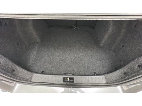 Used 2025 Nissan Versa SV FWD image 21
