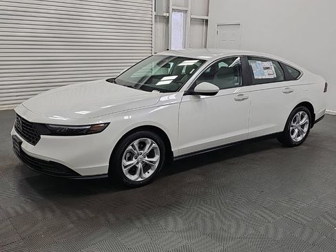 New 2026 Honda Accord LX image 4