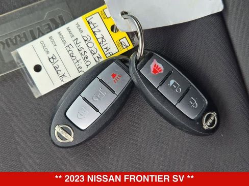Used 2023 Nissan Frontier SV w/ Technology Package RWD image 33