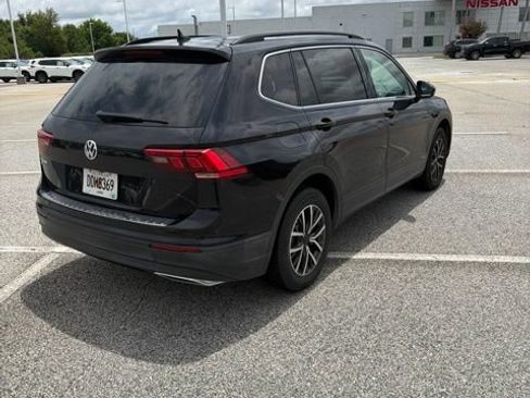 Used 2019 Volkswagen Tiguan SE w/ Panoramic Sunroof Package FWD image 7