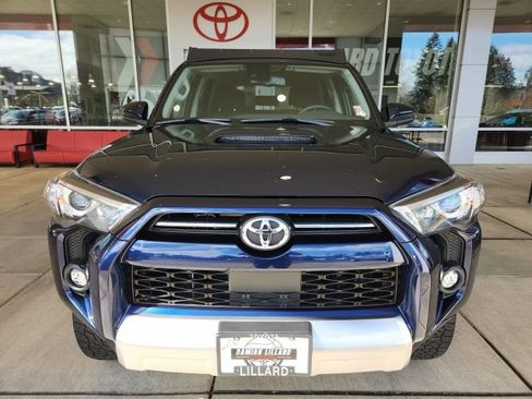 Used 2023 Toyota 4Runner TRD Off-Road AWD/4WD image 5