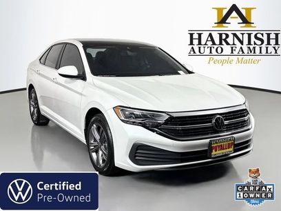 Certified 2023 Volkswagen Jetta SE w/ Panoramic Sunroof Package