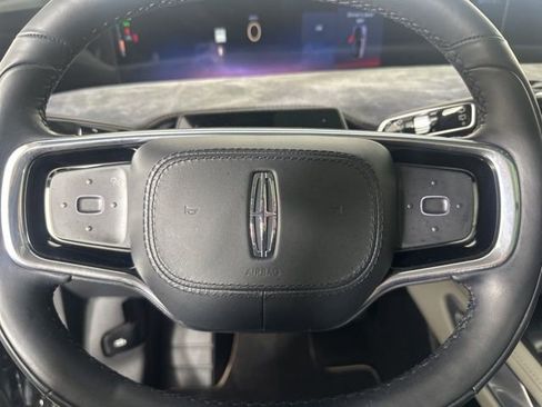 Used 2024 Lincoln Nautilus Reserve w/ Equipment Group 202A image 11