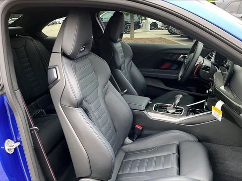 Used 2026 BMW M2 w/ Lighting Package RWD image 8