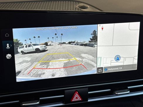 Used 2025 Hyundai Elantra SEL FWD image 20