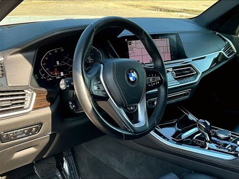 Used 2019 BMW X5 xDrive40i w/ Premium Package 2 AWD/4WD image 17