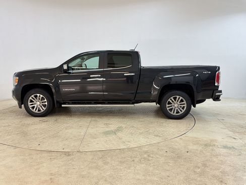 Used 2020 GMC Canyon SLT w/ Driver Alert Package AWD/4WD image 2
