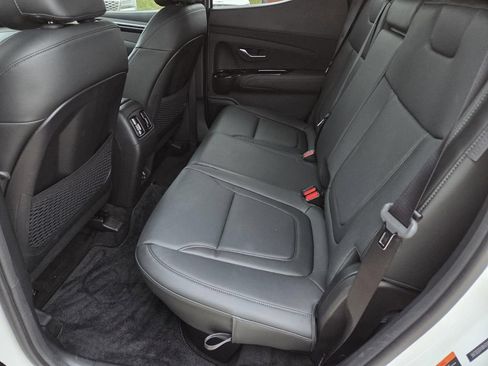 Certified 2024 Hyundai Santa Cruz Limited AWD/4WD image 22