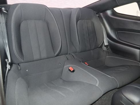 Used 2019 Ford Mustang GT RWD image 13