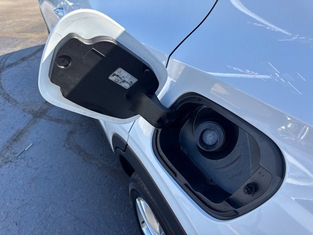 Used 2024 Buick Encore GX Preferred FWD image 19