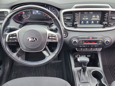 Used 2020 Kia Sorento S image 25