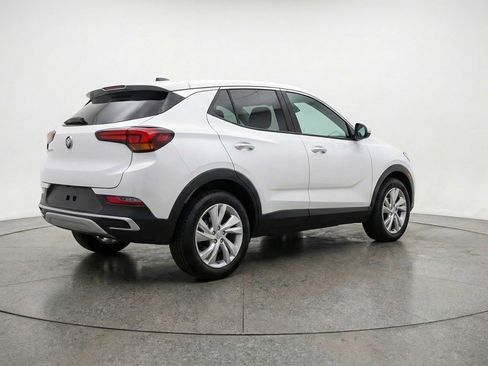 Used 2025 Buick Encore GX Preferred image 9