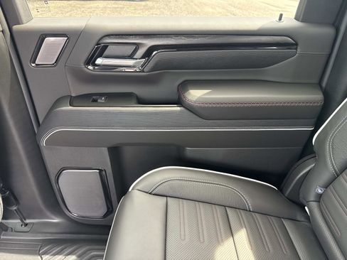 New 2026 GMC Sierra 2500 AT4X w/ AT4X AEV Edition AWD/4WD image 19