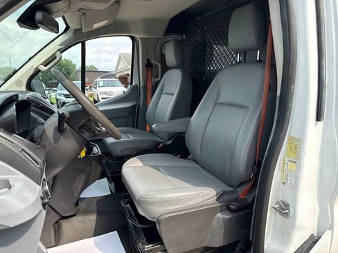 Used 2017 Ford Transit 250 148 Low Roof RWD image 2