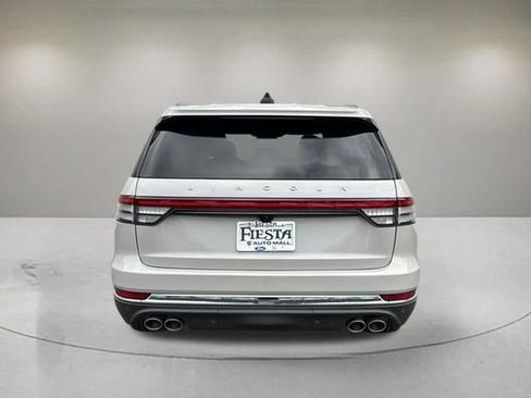 Used 2025 Lincoln Aviator Reserve w/ Equipment Group 201A AWD/4WD image 3