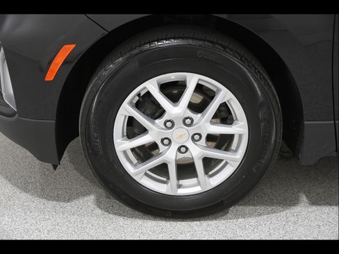 Used 2024 Chevrolet Equinox LT image 20