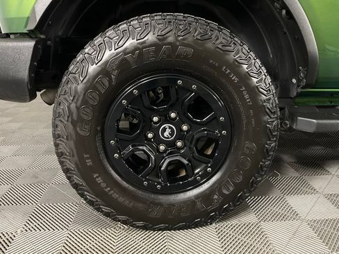 Certified 2023 Ford Bronco Wildtrak AWD/4WD image 10