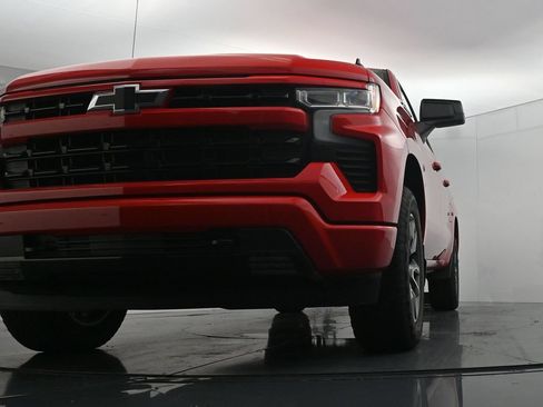 Used 2023 Chevrolet Silverado 1500 RST AWD/4WD image 37