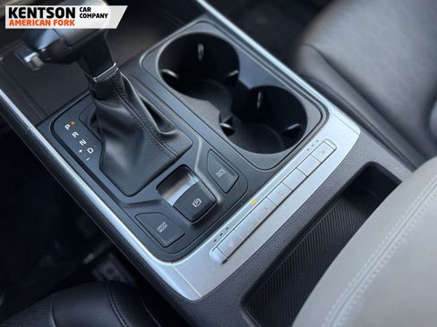 Used 2025 Kia Carnival image 27