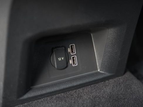 Used 2018 Volkswagen Atlas SE FWD image 35