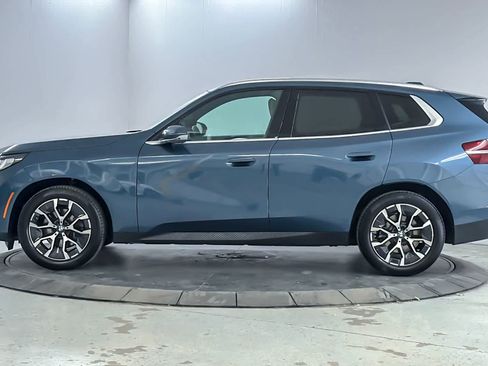 Used 2025 BMW X3 xDrive30i w/ Premium Package AWD/4WD image 5