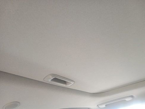 Used 2022 Hyundai Venue SEL image 14