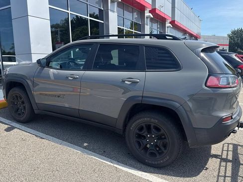 Used 2022 Jeep Cherokee Latitude w/ Trailer Tow Group AWD/4WD image 3