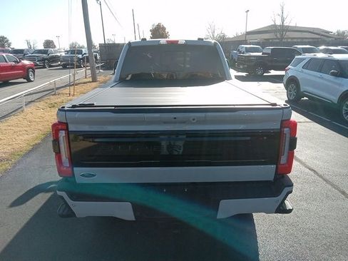 Used 2025 Ford F250 Platinum w/ Tremor Off-Road Package image 6