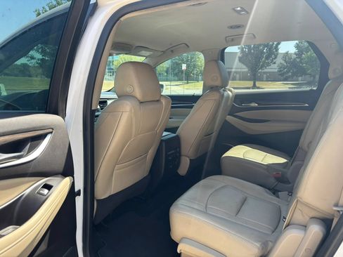 Used 2018 Buick Enclave Premium FWD image 27