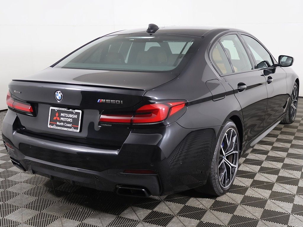 Used 2023 BMW M550i xDrive w/ Executive Package AWD/4WD image 13