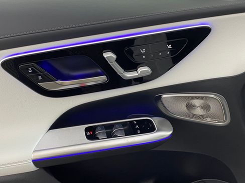 New 2026 Mercedes-Benz GLC 300 4MATIC image 23