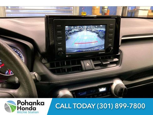 Used 2021 Toyota RAV4 LE image 24
