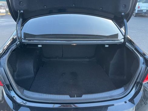 Used 2023 Chevrolet Malibu LT image 31