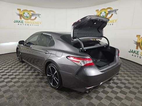 Used 2020 Toyota Camry XSE image 32