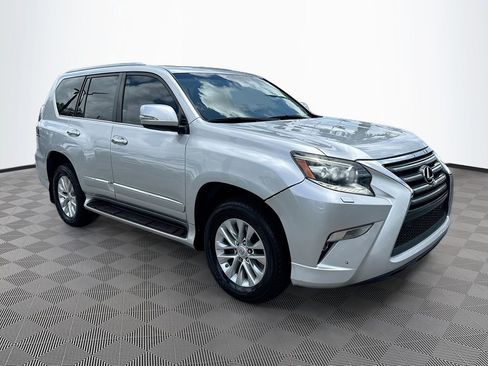 Used 2015 Lexus GX 460 w/ Premium Package AWD/4WD image 4