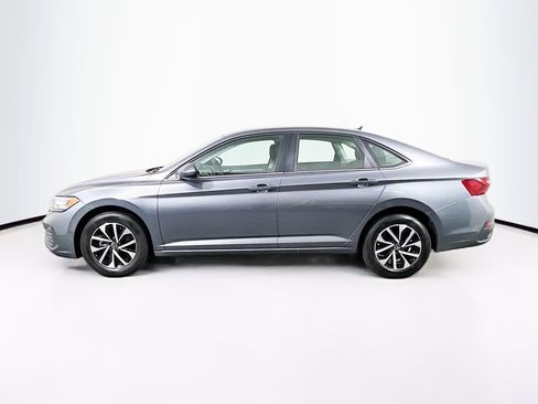 Used 2024 Volkswagen Jetta S image 4