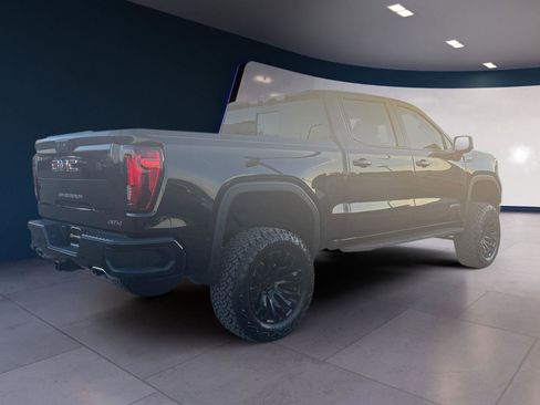Used 2025 GMC Sierra 1500 AT4 w/ AT4 Premium Package image 5