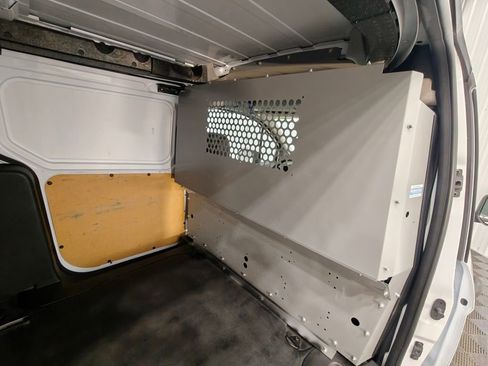 Used 2015 Ford Transit Connect XL image 23