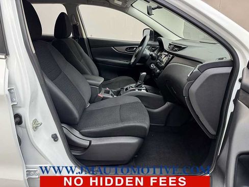 Used 2018 Nissan Rogue Sport S w/ S Appearance Package AWD/4WD image 19
