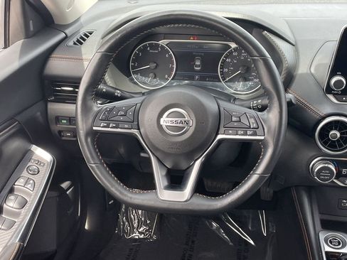 Used 2023 Nissan Sentra SR w/ SR Premium Package FWD image 13